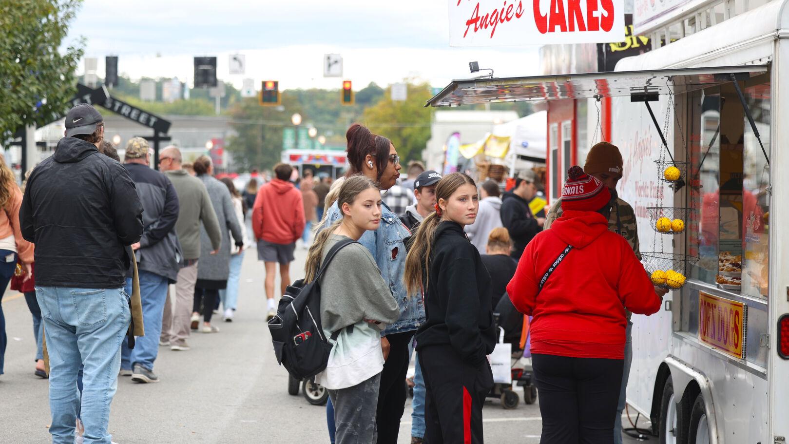 People wait in line at Harvest Homecoming.JPG